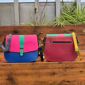 Sac à main fait main en cuir recyclé multicolore sac à bandoulière de créateur de luxe sac à bandoulière selle moyenne sac à main pour femme - Product Image 5