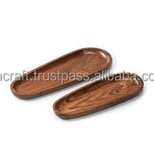 Bandeja Multiusos de Resina y Madera con Asa de Madera, Diseño Clásico, Duradera, para Baño, Cocina, Tabla de Quesos, Charcutería, Bodas y Eventos - Product Image 5