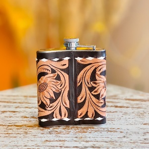 Cuirs Venus : Vente en gros, fabrication sur mesure, grande capacité, cuir véritable façonné à la main, 7 oz, imperméable, léger - Product Image 3