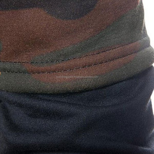 Sweat à capuche en coton brodé avec motif de personnage, design hivernal coupe-vent personnalisé pour un branding unisexe - Product Image 5
