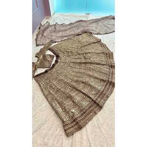 Ropa de fiesta de diseñador para mujer Lehenga Choli con Conjunto elegante de trabajo secuencial - Product Image 3