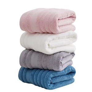 Serviettes en coton personnalisées avec logo, vente en gros, prix bas, grammage élevé, super douces et lisses, séchage rapide, haute absorption, serviettes de bain OEM - Product Image 2