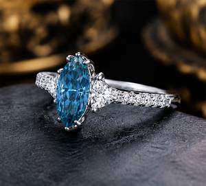Bague de mariage en or 14 carats plaqué rhodium avec trois diamants de laboratoire bleus fantaisie taille marquise et taille triangle, bijou de mariée, cadeau - Product Image 2