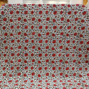 Main Bloc Kantha Matelassé Couvre-lit Gudari Rouge Floral Imprimé 100% Coton Usage Domestique - Product Image 2
