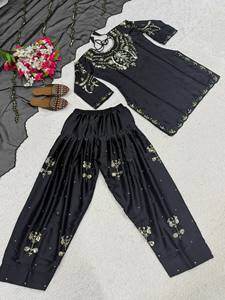 Venta Especial: Diseño Exclusivo de Salwar Kameez con Bordado Elegante, Kurti para Fiestas, de Surat, para Mujer, Mayorista de Vestidos - Product Image 5