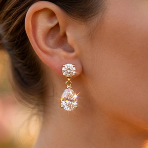 Boucles d'oreilles clous en or jaune massif 9K avec diamant taille poire pour femme, tendance, pour mariage, anniversaire, soirée, certifiées IGI, bijoux fins - Product Image 4