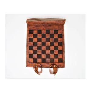 Jeu d'échecs de voyage en cuir vieilli vintage - Plateau en cuir véritable enroulable avec poche de rangement - Jeu d'échecs artisanal haut de gamme - Product Image 1