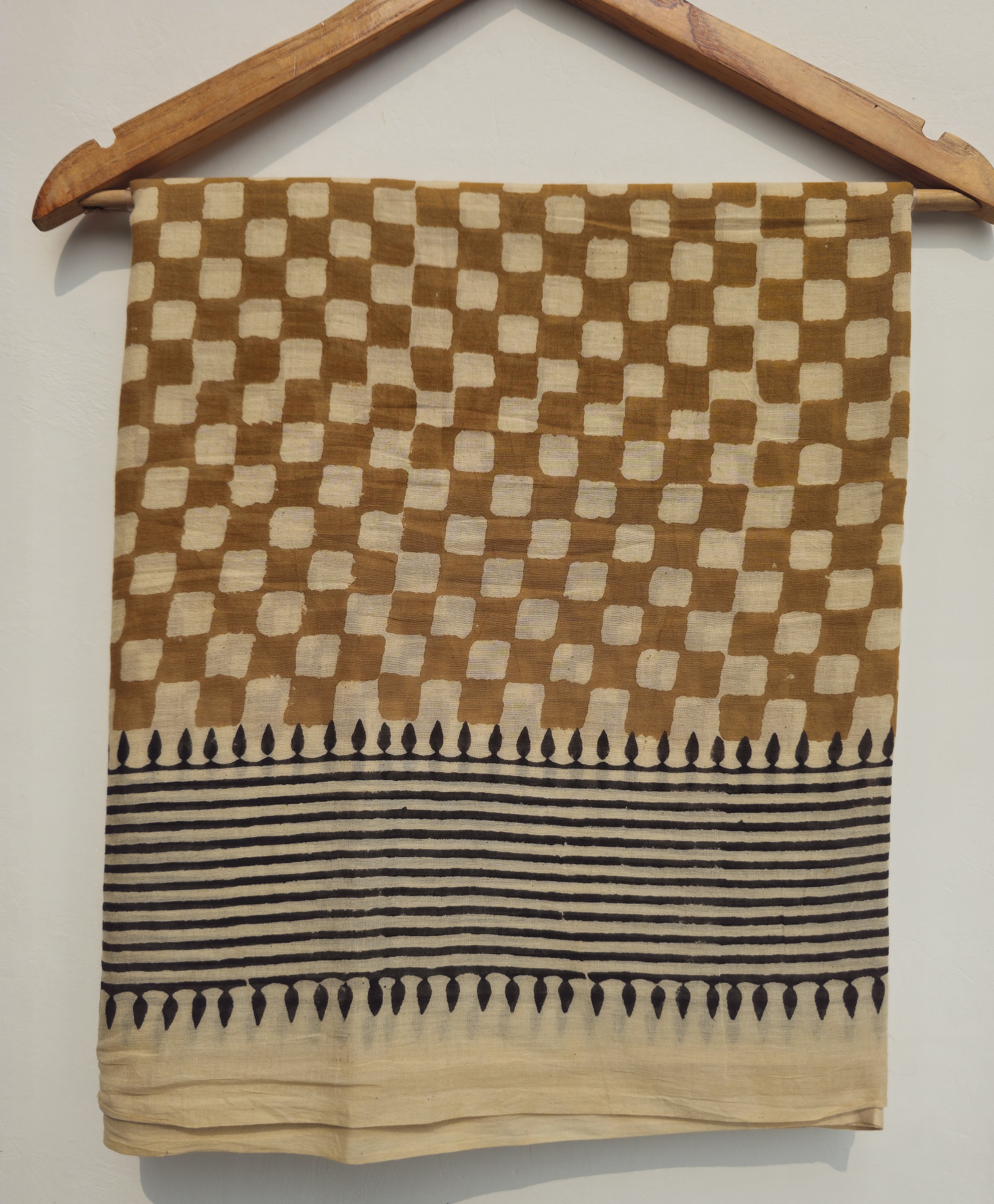 เช่นเดียวกับภาพ