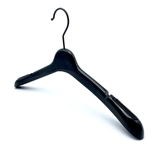 Nuevo Producto: Perchas de Plástico, las Más Vendidas, Perchas de Plástico Negras con Logotipo Impreso y Gancho - Product Image 1