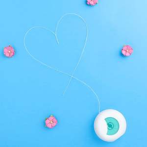 Hilo Dental Thermoseal con Sabor a Menta para Limpieza Interdental, 50 Metros - Product Image 3