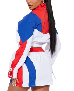 ชุดเซ็ตเสื้อแจ็คเก็ตและกางเกงขาสั้นกันลมผู้หญิง สีสันแบบคัสตอม สไตล์สตรีทแวร์ ซิปด้านหน้า ชุด 2 ชิ้น รุ่น 2026 - Product Image 4