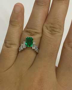 แหวนแต่งงานทองคำขาว 14k ประดับเพชรซิคอนสังเคราะห์ทรงเหลี่ยมมรกต 1.50 กะรัต ขายดี เหมาะสำหรับงานปาร์ตี้ - Product Image 1