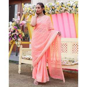 Collections de saris indiens ethniques tendance en mousseline de soie à séchage rapide pour femmes, pour festivals, mariages, toutes saisons, avec motifs Paisley, couleur pêche et travail Gotta - Product Image 4