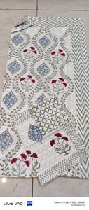 Ensemble de draps en coton de Jaipur imprimés à la main avec 2 taies d'oreiller, literie artisanale florale pour la maison et l'hôtellerie, export en gros - Product Image 2