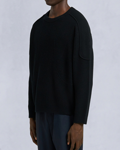Suéter de Punto de Lana Negro para Hombre, Cuello Redondo, Corte Regular, Diseño Minimalista, Detalle de Bolsillo, Ropa de Invierno - Product Image 1