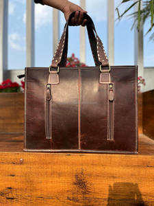 Manta de sillín de cuero con herramientas hechas a mano, bolsos de mano occidentales para mujer, bolsos de mano grandes de lana turquesa y cuero genuino - Product Image 5