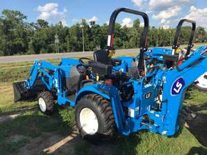 Mini tracteur 23HP 4WD LS à prix avantageux avec moteur EPA, chargeur frontal polyvalent, pelle arrière et tondeuse pour ferme et jardin, moteur 22HP C - Product Image 6
