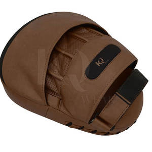 Guantes de boxeo profesionales con acolchado de espuma de alta densidad y correa de muñeca segura para golpes precisos - Product Image 2