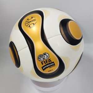 ลูกฟุตบอล WEMBLEY SPORTS รุ่น Professional PU สำหรับการแข่งขันเยอรมนีปี 2006 คุณภาพสูง มาตรฐานอย่างเป็นทางการ สำหรับผู้ใหญ่ ทนทานด้วยเทคโนโลยี Hyperseam - Product Image 6