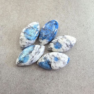 Aamna Gems Pierre précieuse naturelle turquoise taille ovale cabochon calibrée de qualité supérieure avec expertie tierce pour la fabrication de bijoux - Product Image 4