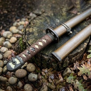 Cuchillo de Hoja Fija Hecho a Mano Personalizado, Punta de Lanza, Borde Recto, Acero al Carbono, Mango de Cuero, Cuchillo de Caza para Exteriores y Camping - Product Image 4