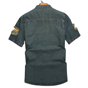 Camisa de mezclilla para hombre, estilo casual, con botones, manga corta, lavado oscuro desgastado, dos bolsillos, top de verano, estilo urbano, 100% algodón, color liso - Product Image 2