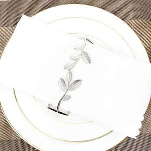 Anneaux de serviette design pour table à manger, finition premium, accessoires de table pour hôtel, restaurant et événements - Product Image 4