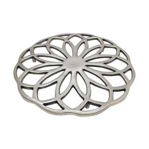cast iron <b>trivet</b> scrollwork metal coaster round hot pad kitchen insulation mat heavy duty pot holder heat resistant pan pad non - Product Image 4
