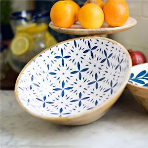 Tazón para Servir Hecho a Mano de Madera de Mango con Incrustaciones Florales de Esmalte - Tazón Grande Decorativo para Frutas y Ensaladas para Cocina y Mesa del Hogar - Product Image 4