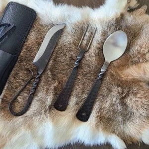Juego de Cuchillos Medievales Forjados a Mano, Personalizados, con Hoja de Acero al Carbono con Punta de Clip, Grosor de 3 mm, Funda de Cuero - Product Image 2