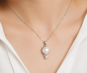 Collar con Colgante de Perla de Agua Dulce Chapado en Rodio de Plata de Ley 925 con Circonita Cúbica, Elegante Collar de Perlas para Mujer - Product Image 4