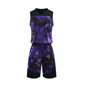Nouvel arrivage : Ensemble d'uniformes de basketball respirants pour hommes, haute qualité, 100 % polyester, manches courtes, vêtements de sport à prix abordable - Product Image 1
