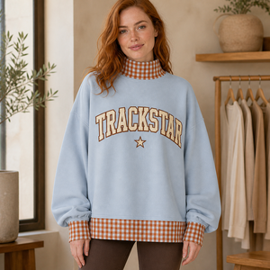 เสื้อสเวตเชิ้ตคอเต่าทรงโอเวอร์ไซส์สำหรับผู้หญิง รุ่น TS-MN-052 ซีรีส์ Supplier พร้อมโลโก้ Trackstar ผ้าฟลีซหนานุ่ม รับสั่งพิมพ์ลายตามแบบ ขายส่ง - Product Image 1
