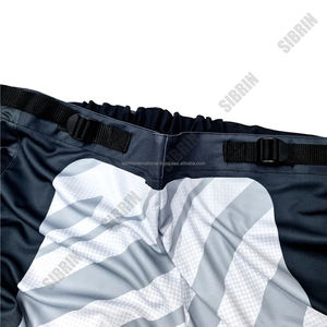 Pantalones de Hockey en Línea Sibrin Personalizados con Sublimación, Antibacterianos, Transpirables, con Relleno de Cordura y Malla de Poliéster - Product Image 3