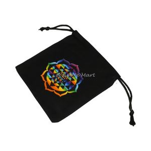 กระเป๋าผ้าแคนวาสแบบผ้าคอตตอนแมนดาลาสำหรับบรรจุเครื่องประดับหินโลโก้แบบกำหนดเอง - Product Image 5