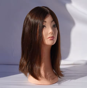 Perruque en cheveux humains brésiliens d'origine usine avec attache pré-collée, style noir 1b, pointes à cheveux coupés à la main - Product Image 1