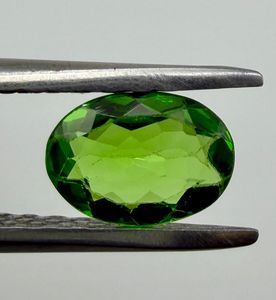 Pierre précieuse naturelle de tsavorite grenat, taille ovale, vert éclatant, pierre de collection pour bijoux - Product Image 2