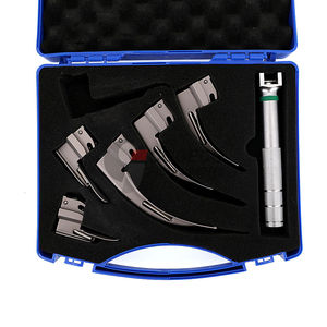 Laryngoscope avec gaine de protection rétractable pour la sécurité pendant la manipulation, le stockage et le transport - Product Image 4