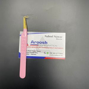 Pince à épiler rose à pointe dorée à 90 degrés Pince à cils en acier inoxydable de haute qualité - Product Image 1