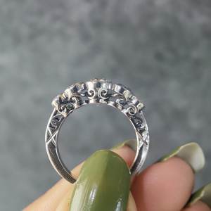 Bague à cinq pierres en moissanite, coupe ronde, en argent 925, bijoux fins, cadeau d'anniversaire pour petite amie - Product Image 2