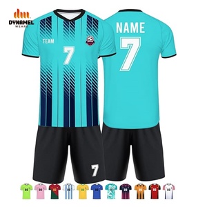 Ensemble de maillots de football personnalisés DYNAMEL sublimés pour hommes, col en V, manches courtes, anti-transpiration, uniforme de football, vert et noir - Product Image 2