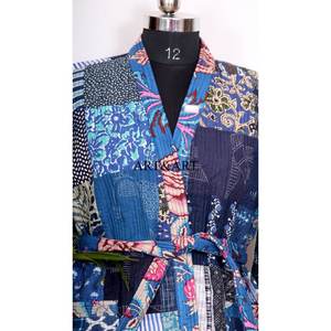 Kimono de Seda Bohemio Hecho a Mano en India con Parches Kantha, Elegante Ropa de Playa y Dormir para Mujer, Transpirable, con Cinturón y Lazos Delanteros - Product Image 4