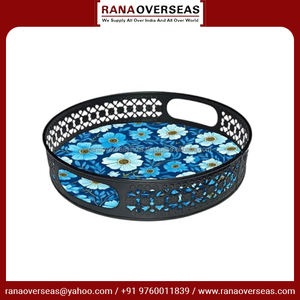 Nouvel arrivage Plateau de service élégant en métal avec imprimé floral et poignées découpées, parfait pour servir des collations, des boissons, du thé et du café - Product Image 4