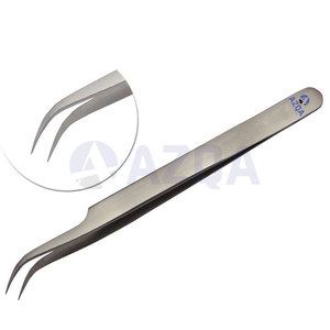 Pince à épiler professionnelle en acier inoxydable à angle de 45 degrés avec poignée dentelée pour l'application et l'isolation des cils - Product Image 3