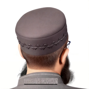 Bérets ronds personnalisés multi-styles avec noms, en polyester et coton, pour la prière musulmane - Product Image 1