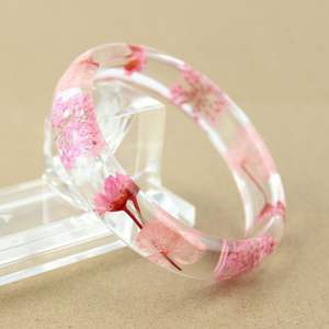 Cadre photo moderne en os de buffle, fait main, avec motifs floraux et anges, de la marque BEST Fine Jewelry, durable, HF Industries - Product Image 5