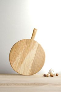 Tabla de cortar de madera hecha a mano para cocina orgánica, preparación de alimentos, servir aperitivos y frutas - Product Image 4