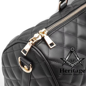 Sac de voyage unisexe réversible, imperméable, antibactérien et brodé HMR Black Alpha Kapa Sorority |   Sac personnalisé en sublimation - Product Image 5