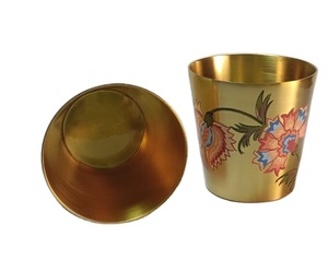 แก้วช็อตทองเหลืองทาสีด้วยมืองานตามสั่ง2025ขายดีแก้วค็อกเทลและแก้วไวน์ดีไซน์ไม่เหมือนใคร - Product Image 1