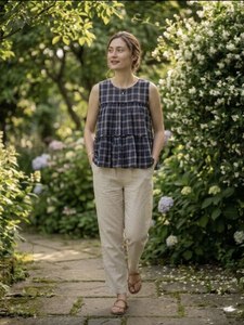 Ensemble coordonné décontracté en lin et coton avec haut à volants à carreaux et pantalon - Product Image 3